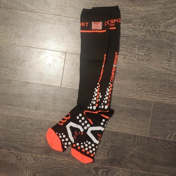 Compression socks - Picture 4 of 6